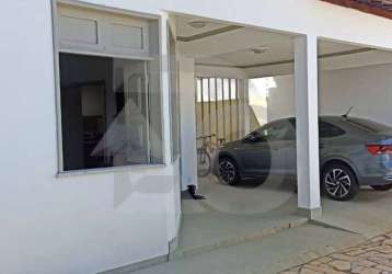 Casa para vender com 4 quartos 1 suíte no bairro coroa do meio em aracaju