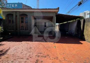 Casa para vender com 4 quartos 1 suíte no bairro luzia em aracaju