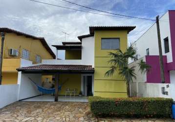 Casa duplex à venda em condomínio fechado no centro de parnamirim/rn