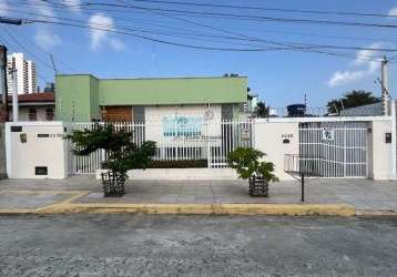 Espaçosa casa de 3 quartos, 4 vagas, 190m², p/ locação em lagoa nova, natal/rn