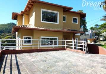 Casa com 4 dormitórios à venda, 160 m² por r$ 990.000,00 - vargem grande - teresópolis/rj