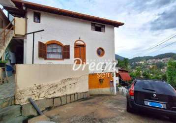 Casa com 6 dormitórios à venda, 252 m² por r$ 790.000,00 - araras - teresópolis/rj