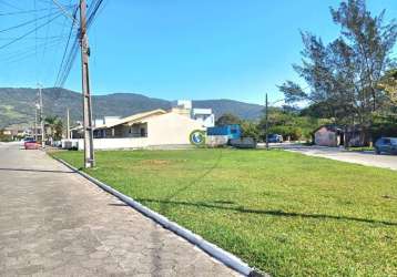 Ótimo imóvel localizado no lot. pedra branca no bairro areias de palhocinha, gar