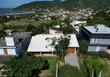 Casa vista mar à venda na gamboa, garopaba, santa catarina