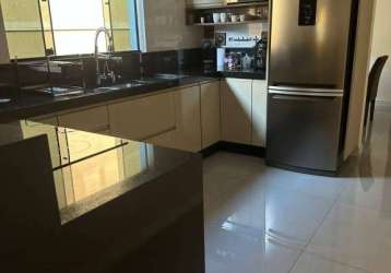 Casa terrea maravilhosa 190 m² 2 dormitorios 1 suite e vagas de gargens