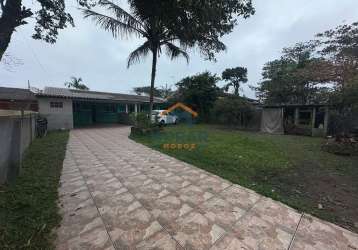 Casa com amplo espaço de  terreno balneário canoas