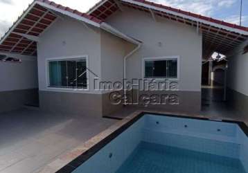 Casa com piscina no jardim imperador, á 400 metros da praia!!!