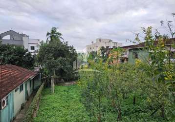 Terreno de 560 m2 a venda no bairro saguaçú !!