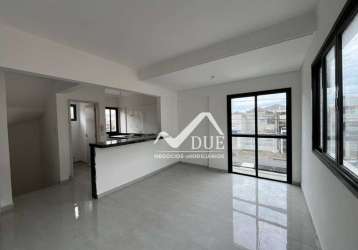 Casa triplex com 2 suites