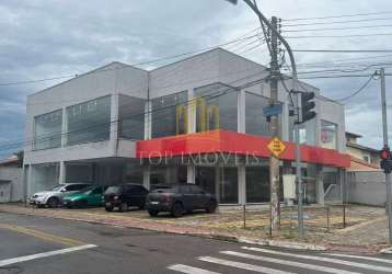 Ponto comercial com 671m2 de área construída na av. barbacena