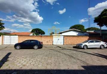 Ótima casa/comercio no centro de são josé dos campos terreno 624 metros