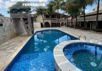 Casa sobrado jardim francisco fernandes.