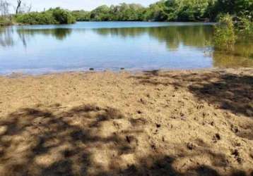 Vende-se fazenda são félix do araguaia mt. com 1500 hectares.