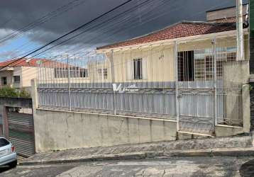 Imóvel composto por duas casas