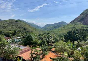 Área à venda com platô, uma vista esplendorosa para o vale, em são joão do jaboti, guarapari es.