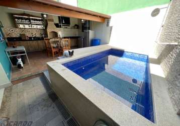 Casa duplex 3 suítes, piscina, espaço gourmet à venda no bairro são judas tadeu - guarapari es.