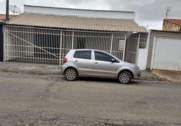 Casa em tatuí (02 casas e salão comercial), troco por casa em navegantes/sc.