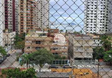 Apartamento amplo, com vista para o mar na praia do tombo no guarujá