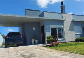 Casa em condomínio fechado com 2 quartos à venda na heitor villa lobos, 200, arpoador, xangri-lá por r$ 550.000