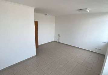 Alugue já sua sala comercial no centro de santo andré-sp: 2 salas, 2 banheiros, 66m² de área!