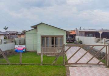 Casa bem localizada em tramandaí-rs.