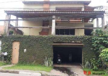 Casa à venda com 4 dormitórios e 5 vagas -  granja viana