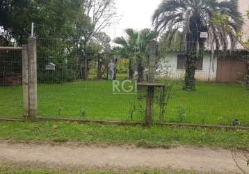 Terreno localizado no bairro restinga, com 22 m de frente, 24 m de fundo, laterais 68,70 m de um lado e 57,50 m de outro lado, total 1.490 m²,  fica a 50 metros da avenida principal, joão antonio da s