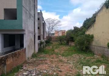 Terreno - oportunidade unica. terreno de 12,10 x 57,00 a poucos metros da avenida jose de alencar. amplo terreno para construção com 690 mq. tenho interesse em colocar em negocio de apartamento no men