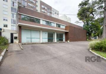 Loja  |  234 m² priv | banheiro | vaga para até4carros | bairro vila nova | &lt;br&gt;&lt;br&gt;loja com sobre/loja localizado na  est. joao salomoni, próximo  ao condomínio barra garden, possui 234m²