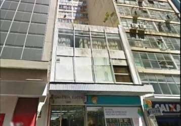 Excelente ponto comercial com área total de 331m², sendo loja térrea com 159,04m² e sobre loja com 172,21m².&lt;br&gt;loja no calçadão da rua dos andradas com piso porcelanato novo, mais 02 banheiros 