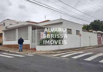 Casa no centro de itu, bem localizada, residencial ou comercial. sala, sala de jantar, cozinha, escritório, 3 dormitórios sendo 1 suíte 292m² p venda