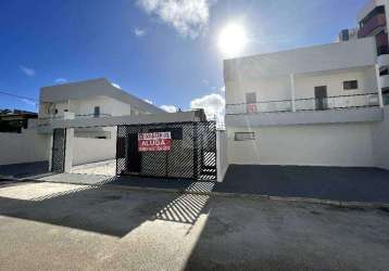 Casa duplex em condomínio na atalaia