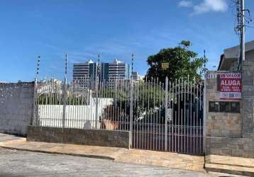 Casa para aluguel com 2 quartos e 2 vagas, bairro suíssa em aracaju.