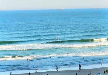 Belíssimo apartamento frente com 200m2 e 4 suítes na praia de pitangueiras a venda