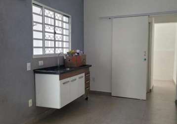 Casa para locação em itu, centro, 2 dormitórios, 1 banheiro