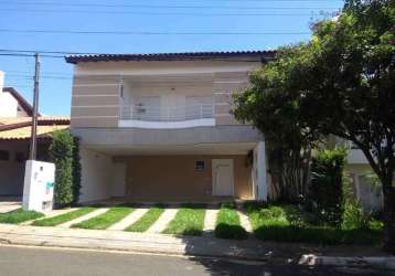 Excelente residência villagio 1