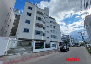 Apartamento com 2 quartos para alugar na rua alexandria, 15, pagani, palhoça, 63 m2 por r$ 2.100