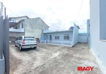 Casa com 2 quartos para alugar na rua santa isabel, 70, picadas do sul, são josé, 70 m2 por r$ 2.000