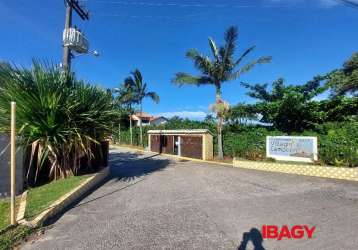 Casa em condomínio fechado com 3 quartos para alugar na rodovia francisco magno vieira, 4023, campeche, florianópolis, 219 m2 por r$ 10.800