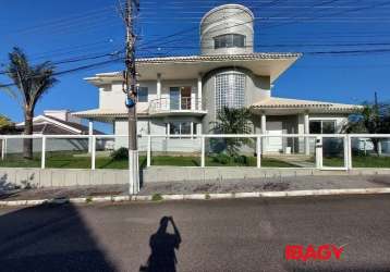 Casa com 4 quartos para alugar na rua das macieiras, 250, pedra branca, palhoça, 359 m2 por r$ 10.750