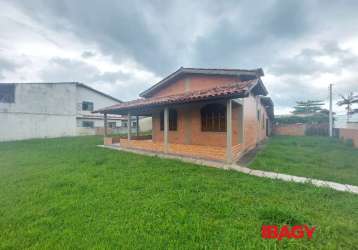 Casa com 3 quartos para alugar na servidão olímpio manoel da costa, 224, canasvieiras, florianópolis, 115 m2 por r$ 3.200