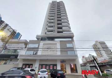 Ponto comercial com 1 sala para alugar na avenida presidente nereu ramos, campinas, são josé, 37 m2 por r$ 3.500