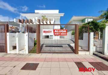 Casa com 3 quartos para alugar na rua acari silva, 134, santa mônica, florianópolis, 161 m2 por r$ 7.000