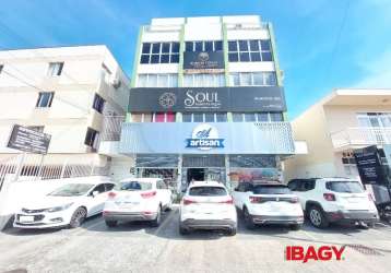 Sala comercial com 1 sala para alugar na avenida lédio joão martins, 935, kobrasol, são josé, 102 m2 por r$ 1.900