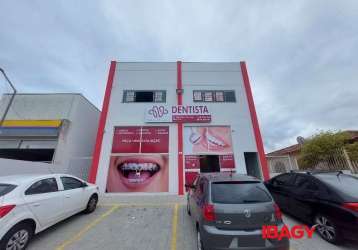 Sala comercial com 1 sala para alugar na rua armando siegel, ponte do imaruim, palhoça, 160 m2 por r$ 4.000