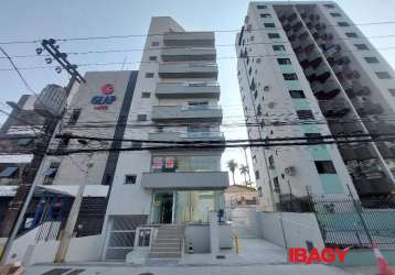 Ponto comercial com 1 sala para alugar na rua almirante dorval melchíades de souza, 657, centro, florianópolis, 73 m2 por r$ 13.000