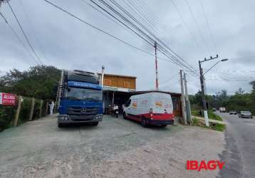 Casa com 2 quartos para alugar na rua intendente antônio damasco, 4350, ratones, florianópolis por r$ 2.300