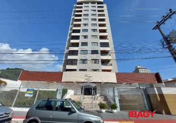 Apartamento com 2 quartos para alugar na rua general bittencourt, 386, centro, florianópolis, 67 m2 por r$ 2.150