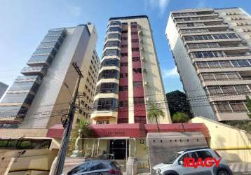 Apartamento com 3 quartos para alugar na rua altamiro guimarães, 321, centro, florianópolis, 103 m2 por r$ 4.200