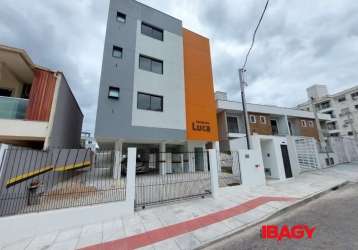 Apartamento com 2 quartos para alugar na rua ímola, 100, pagani, palhoça, 52 m2 por r$ 1.800